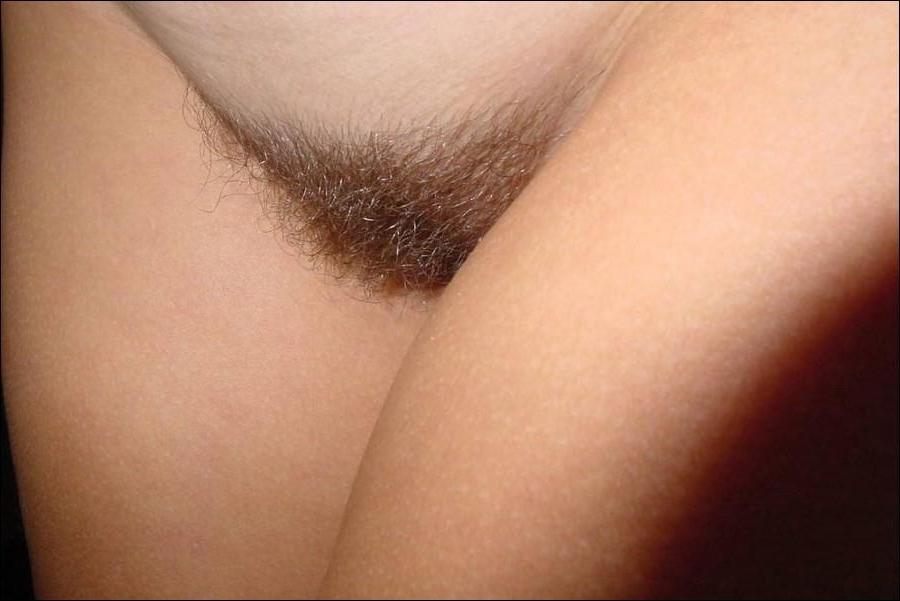 15P Busty amateur teen GF takes homemade selfpics of her hairy pussy