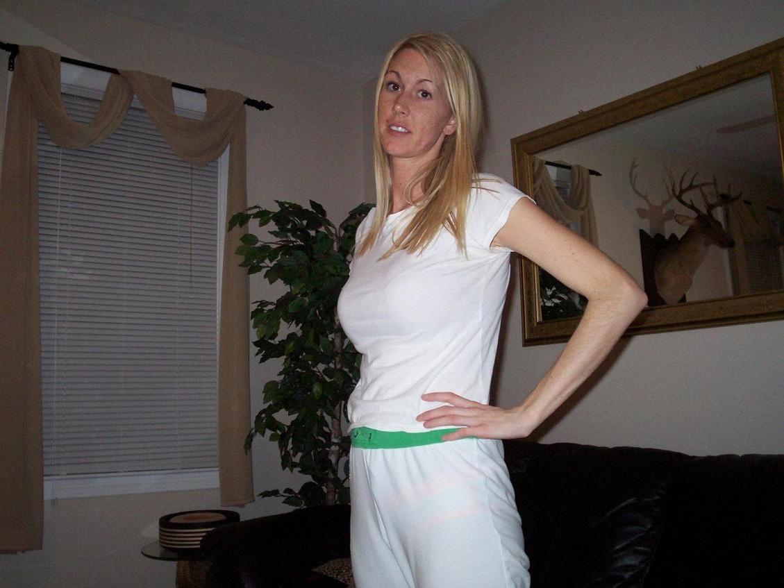 20P Blonde amateur milf hardcore home action