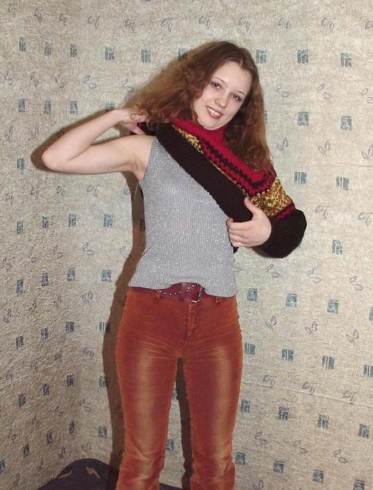 16P Russian Immigrant Strips To Make Some Cash