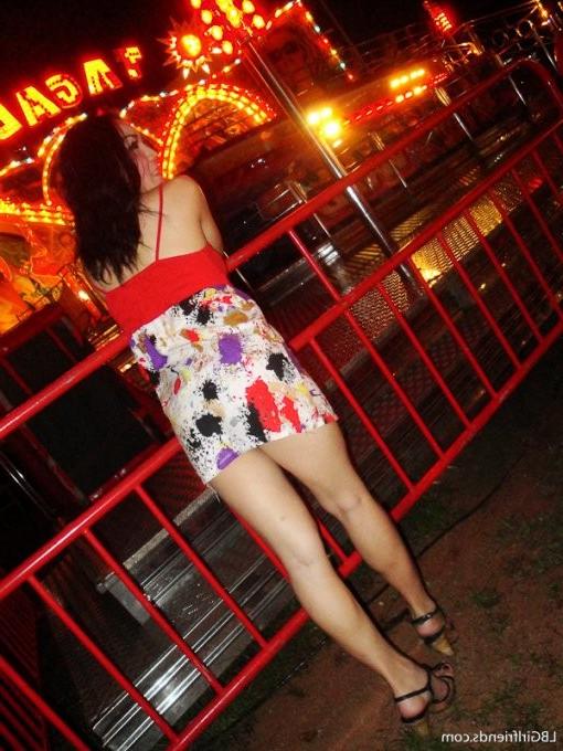 15P Hot Amateur Ladyboy Girlfriend Flashing In Public Shemale Babe