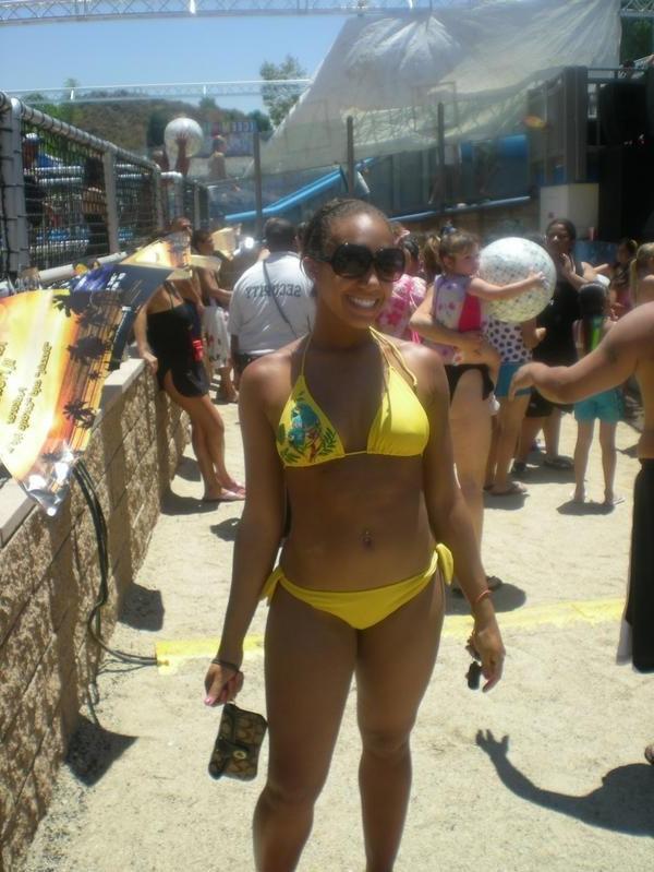 15P Assorted amateur teen Latina girlfriends posing in homemade pix