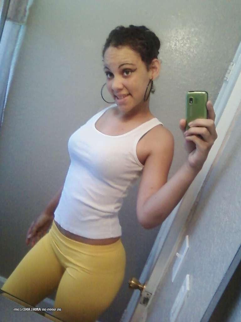 15P Assorted Latina amateur teen girlfriends posing in homemade pix