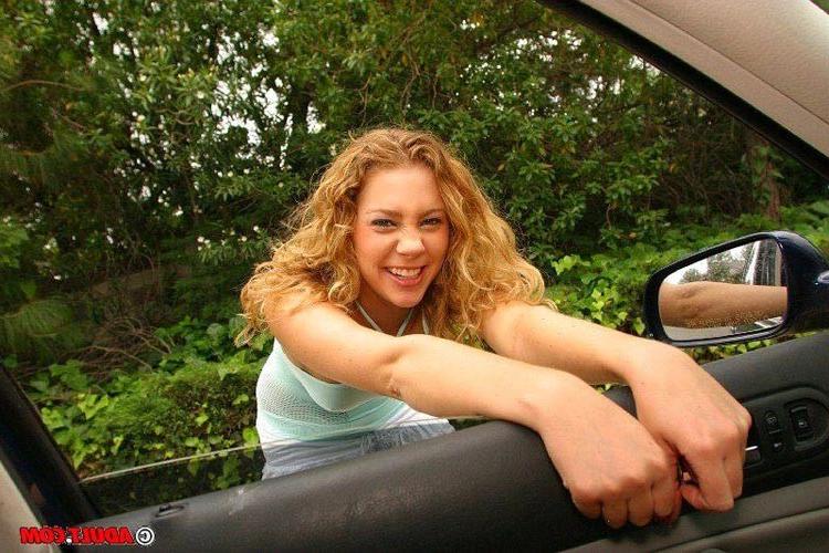 16P Hot lesbian girls licking and playing with huge dildo
