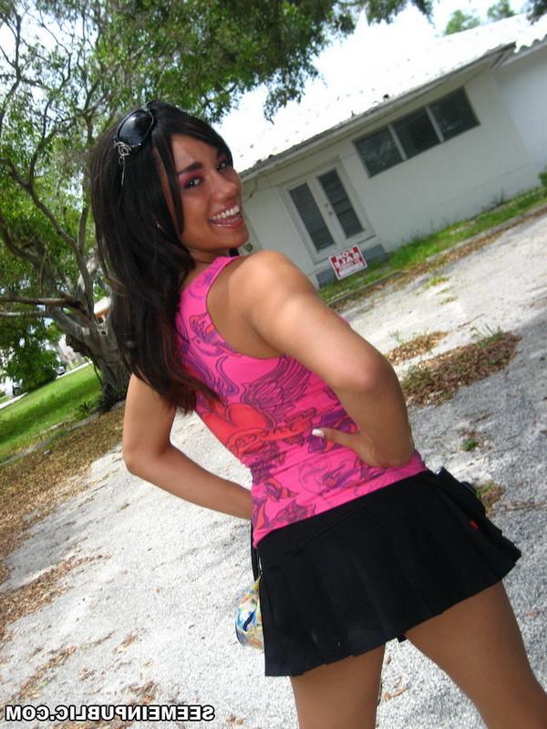 16P Sexy amateur latina gets fucked and cumshot on street for cash