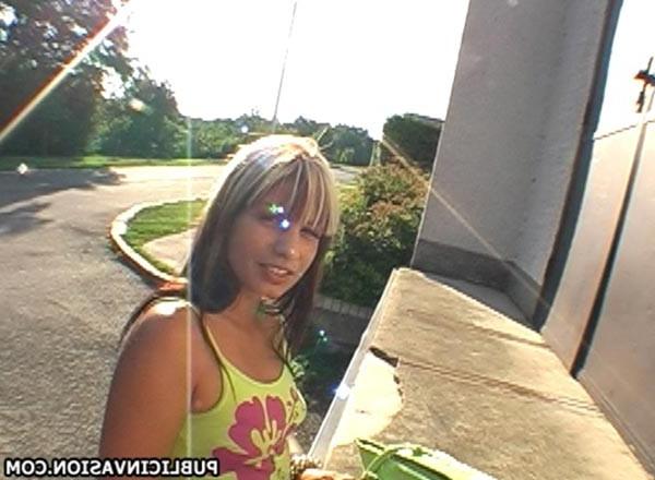 16P PARK SEX ON A HOT DAY-amateur teenÂ´s public fuck for cash