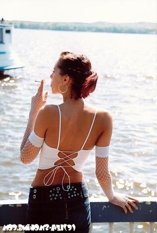 16P amateur teen babe smoking outside
