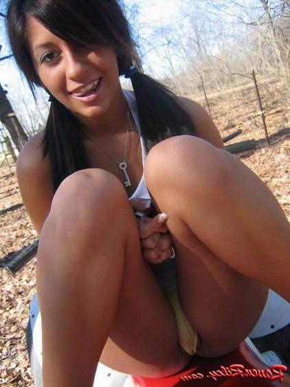 16P amateur teen babe Raven Riley posing outside