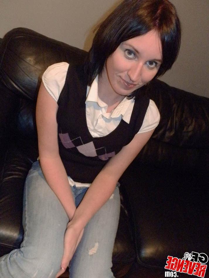 15P Petite pierced amateur teen girlfriend drops red bra and panties
