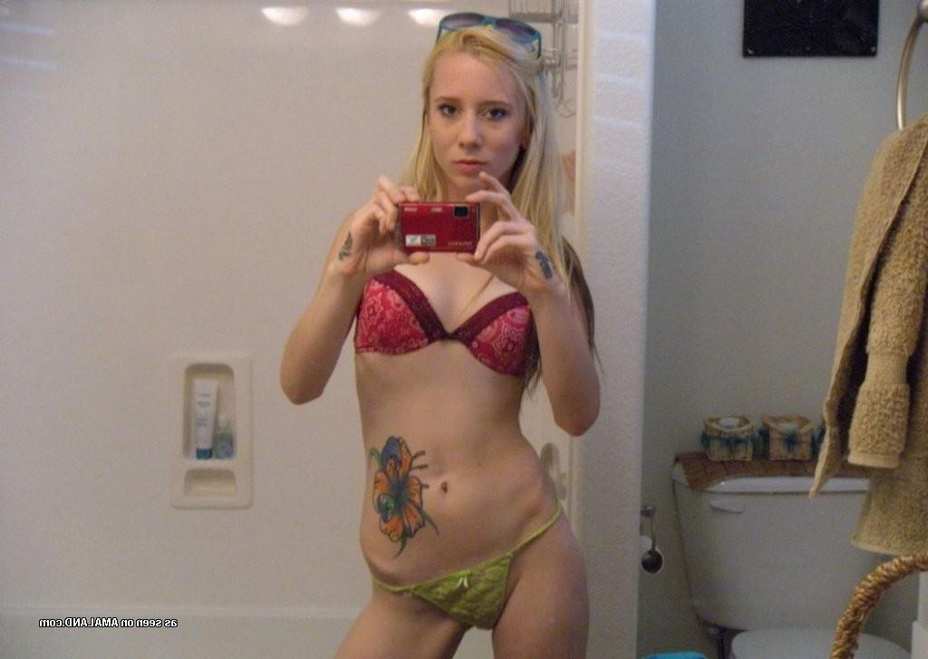 15P Skinny amateur teen self shooting in the mirror