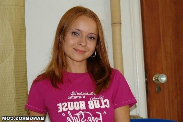 15P small framed redhead smiles as she works lucky dudes cock