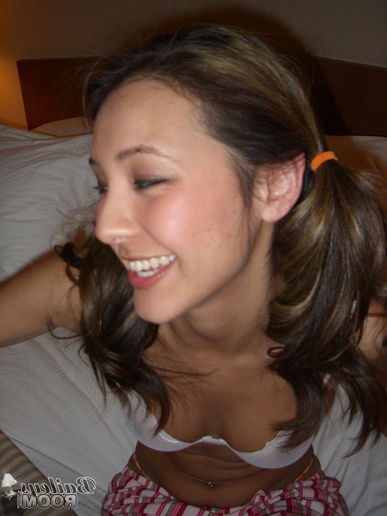 16P Real amateur teen girl with pigtails