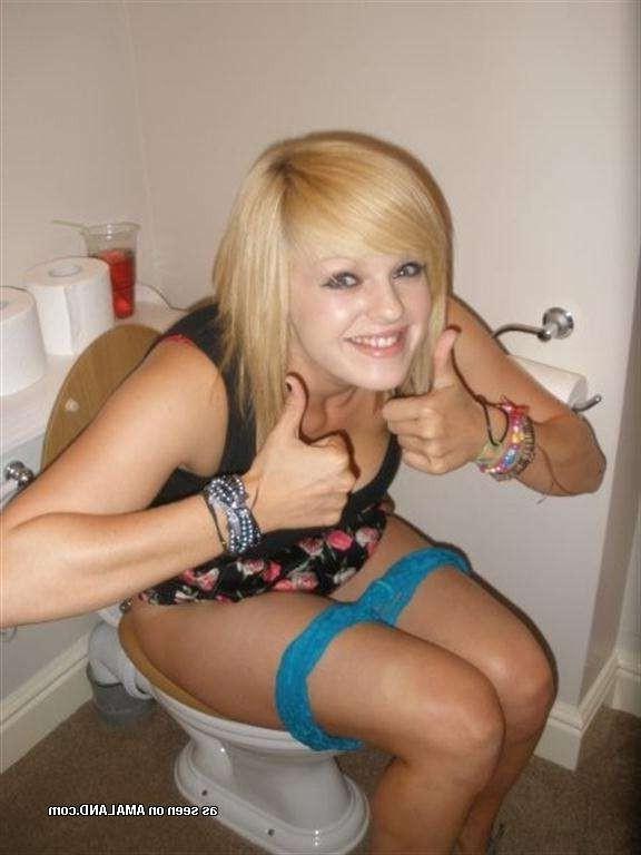 15P Homemade pix of trashed amateur teen girlfriends