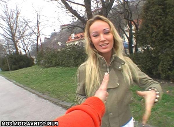 16P amateur blondie fucking for cash in the park beside the road