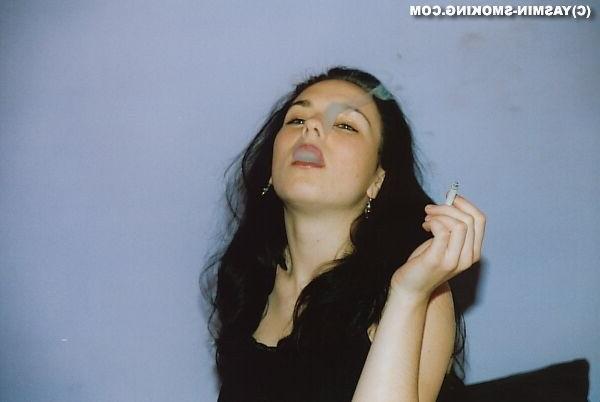 16P Amateur teen smoking on the bed