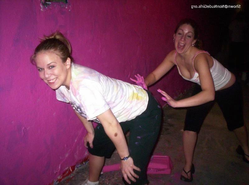 20P Amateur teen girls spanked