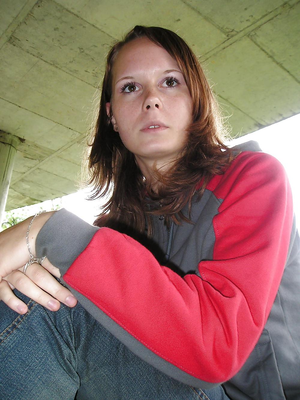 25P HOT AMATEUR TEEN 03
