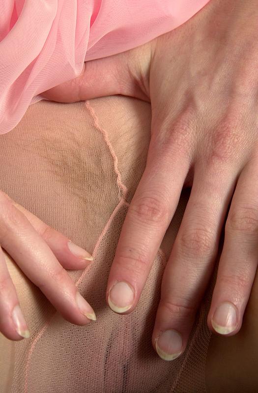 20P Zierlicher Amateur-Teenager in sexy Strumpfhosen