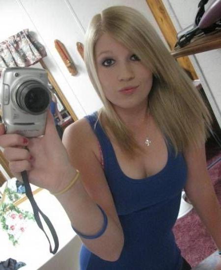15P Selfshot amateur teen girlfriends with braces
