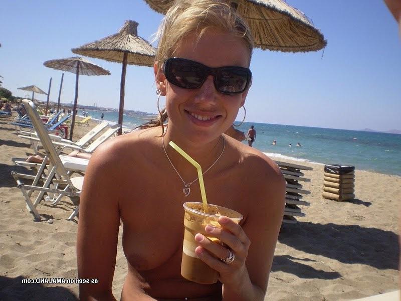 15P Pretty little barely legal amateur girlfriends show naked bodies