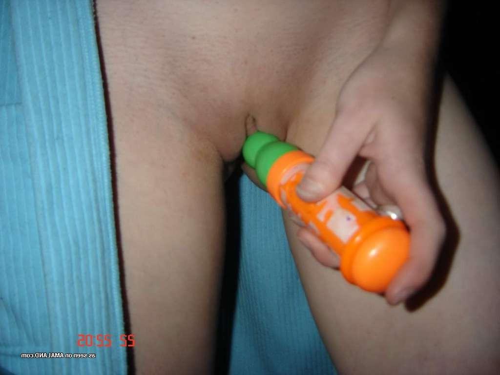 15P Cute amateur teen girlfriend spreads in bathroom and toys pussy