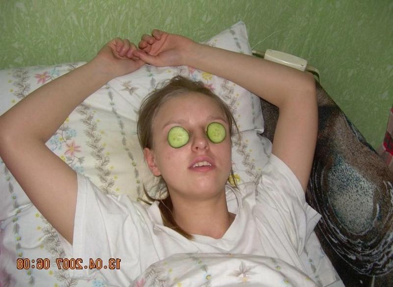 15P Pretty amateur teen stripping and posing for you with no shame