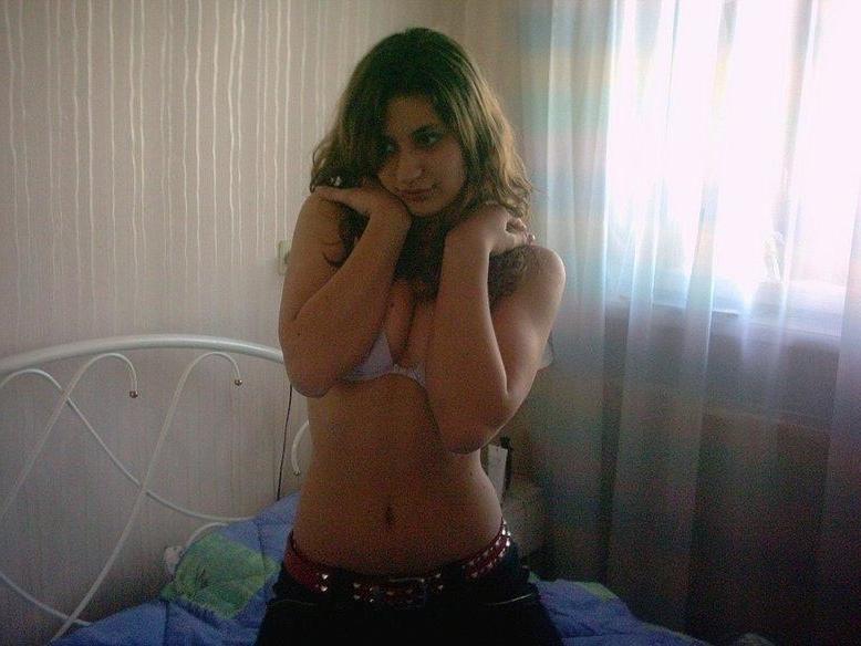 15P Pretty amateur teen stripping and posing for you with no shame
