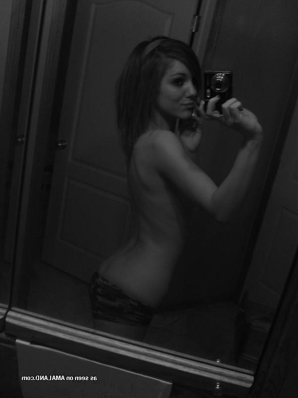 15P Selfpic amateur teen gfs teasing in panties