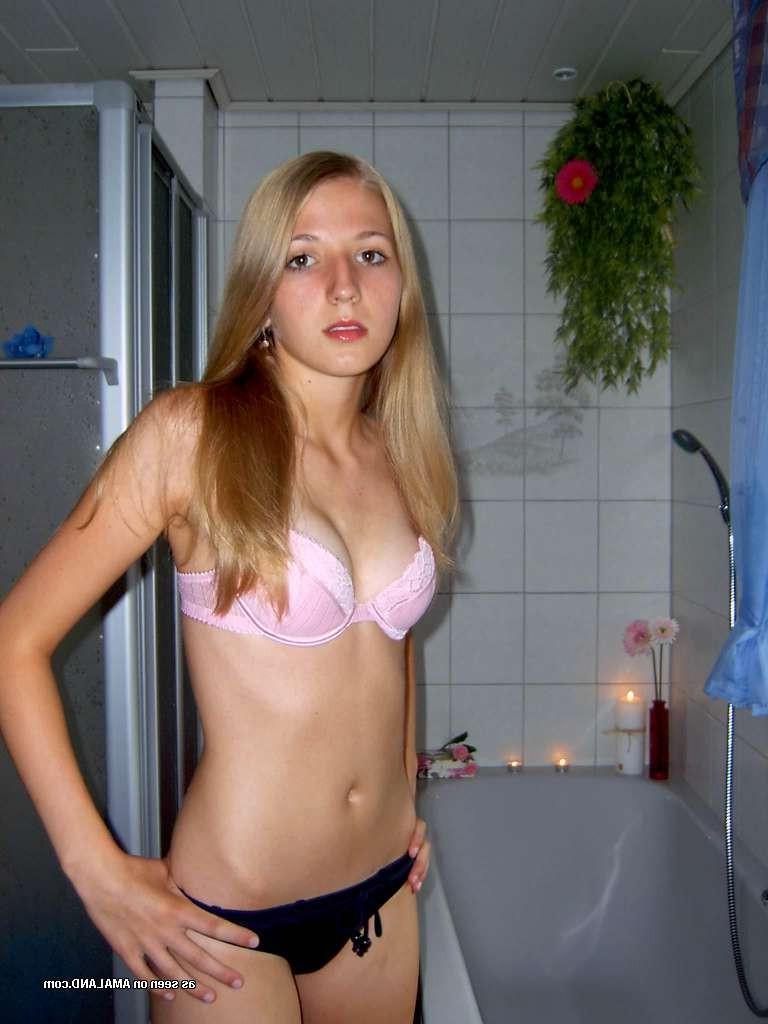 15P Heavenly amateur teen girlfriends in hacked private homemade pix