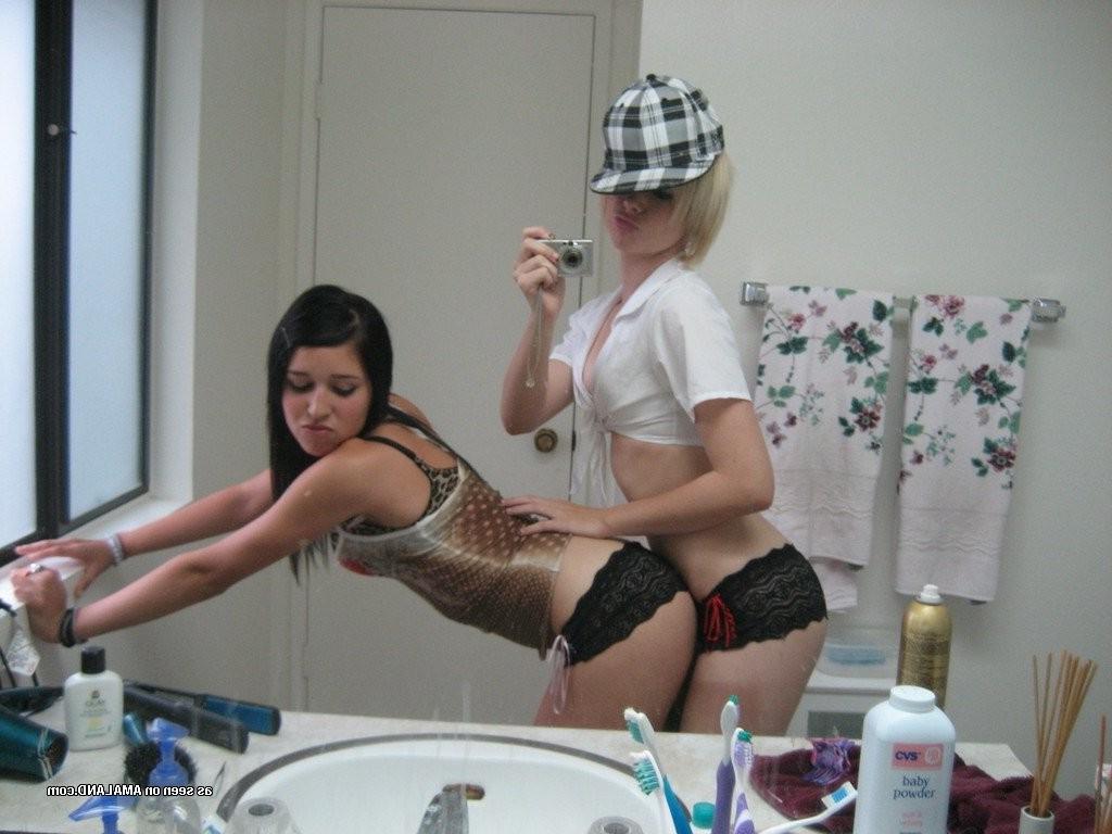 15P Assorted private amateur teen girlfriend snapshots