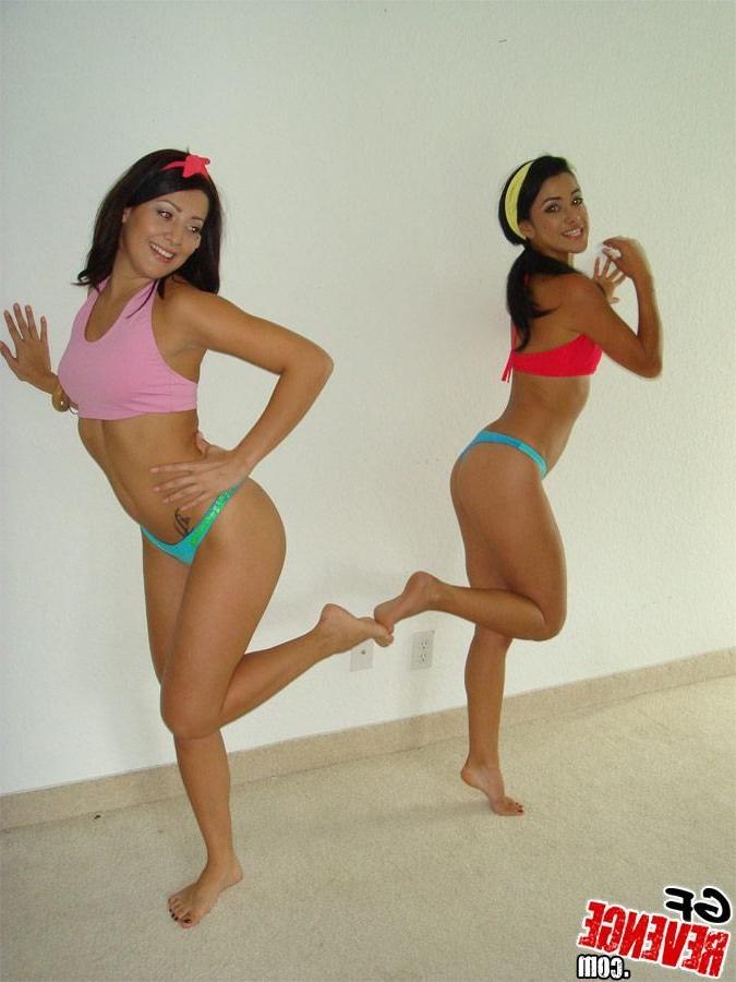 15P Amazing amateur teen girlfriends in homemade pix
