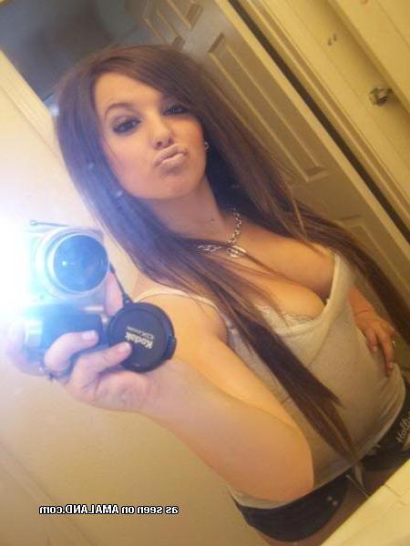 15P Cute selfshot amateur teen girlrfiends tease