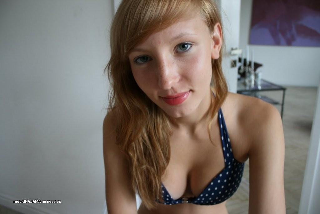 15P Heavenly amateur teen girlfriends in homemade pix