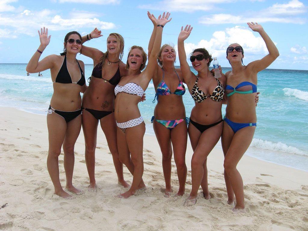 15P Assorted amateur teen girlfriends show off bodies
