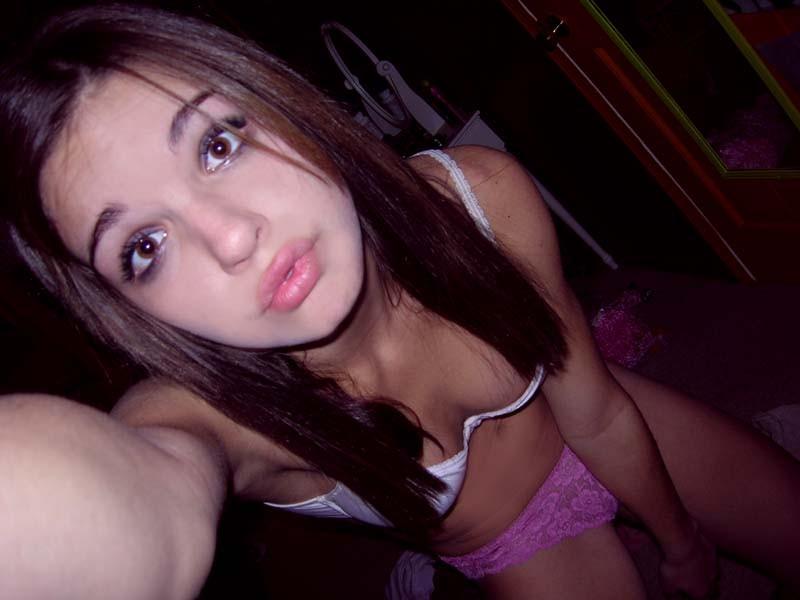 15P Seductive amateur teen girlfriends strip and pose