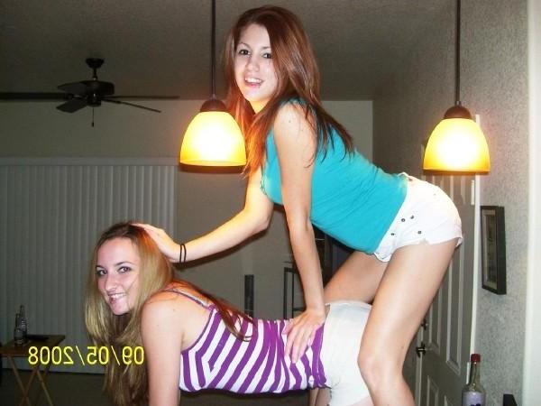 15P Assorted cute amateur teen girlfriends teasing in homemade pix