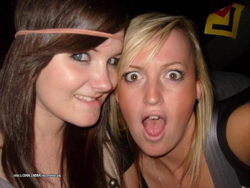 15P Assorted cute amateur teen girlfriends teasing in homemade pix
