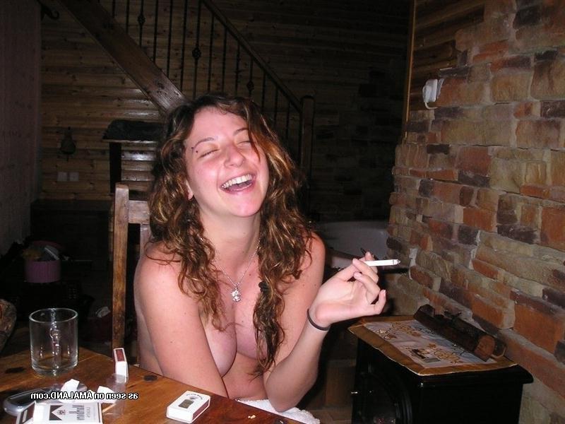 15P Drunk and horny amateur teen girlfriends partying