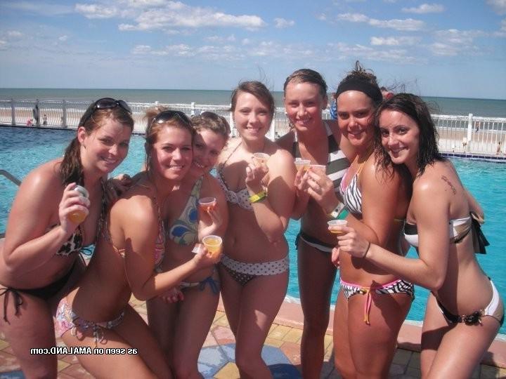 15P Drunk and horny amateur teen girlfriends partying