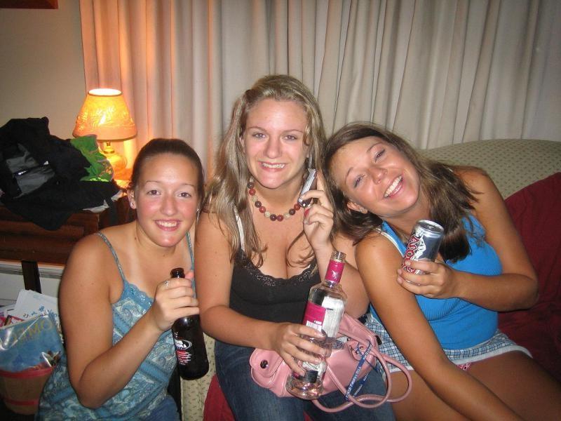 15P Homemade pix of loaded amateur teen girlfriends