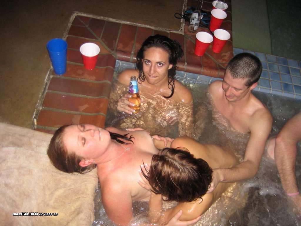 15P Drunk amateur teen girlfriends party naked in pool