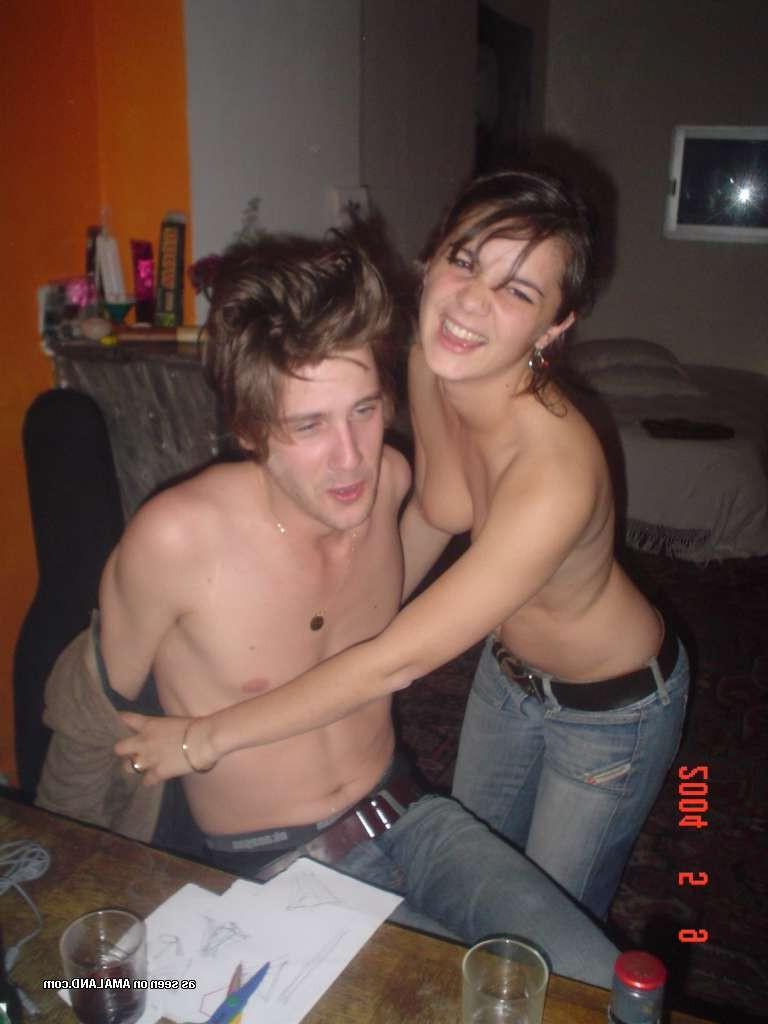 15P Cute n drunk amateur teen girlfriends party naked