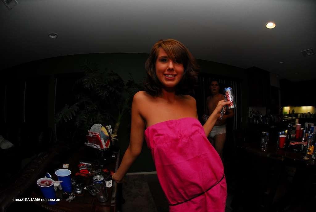 15P Real amateur teen girlfriends party while drunk in homemade pix