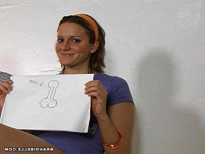 15P Pervert teen girls drawing cocks at amateur handjob show