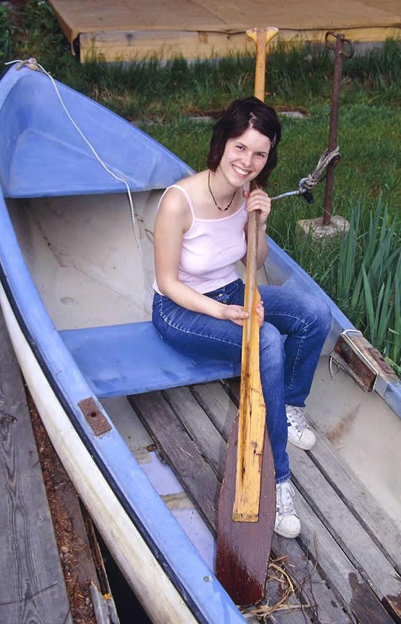 18P Real amateur teen strips outdoors by the lake