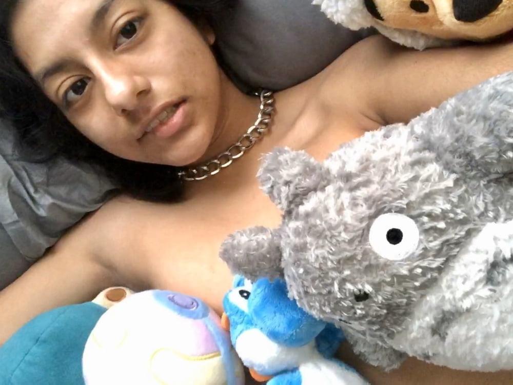 25P Indian amateur teen exposed