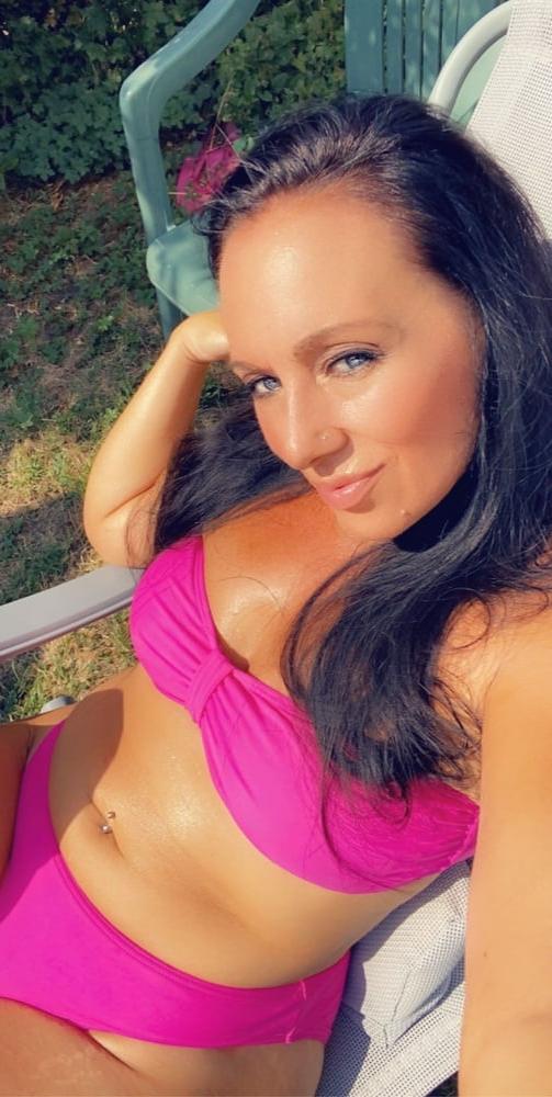 25P Natasha, sexy UK MILF Slut