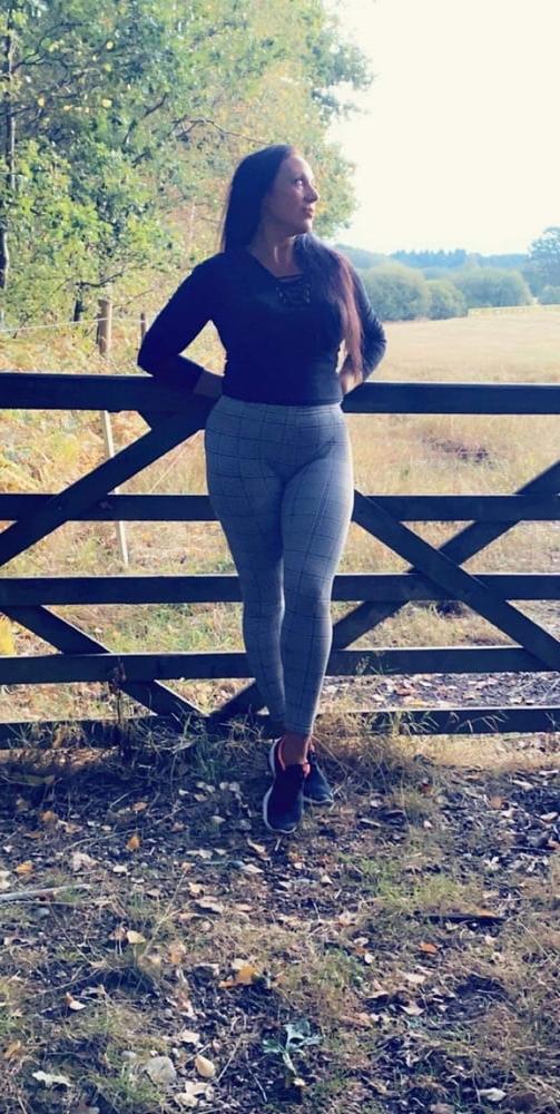 25P Natasha, sexy UK MILF Slut