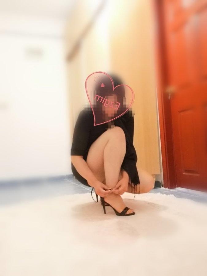 25P Turkish MILFS Mom Ev Hanimi Ezgi Mama Turkey Mom