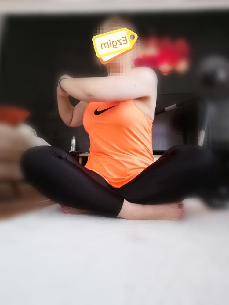 25P Turkish MILFS Mom Ev Hanimi Ezgi Mama Turkey Mom