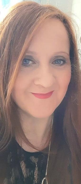 25P Hot Redhead Slut
